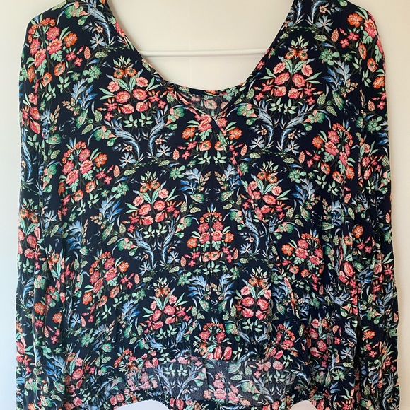 LOFT Navy Floral Wrap Back Cropped Top - Picture 8 of 9